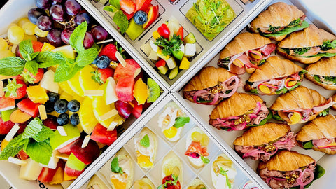 Co objednat na firemní meeting? Praktický průvodce (bez zbytečných chyb)